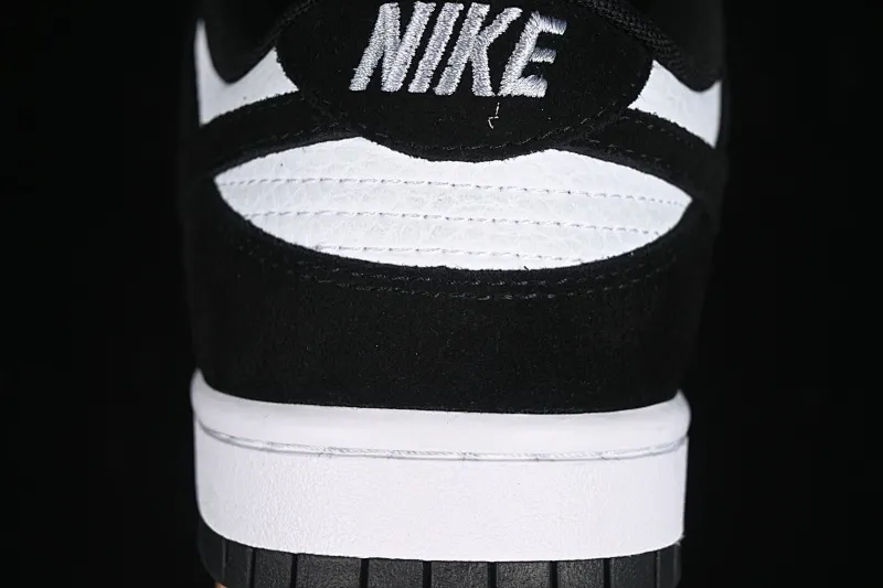 All categories Nk SB Dunk series Nk SB Dunk Low low-top sneakers Nk Dunk Low "Suede Panda" suede panda low-top casual sneakers FQ8249-100